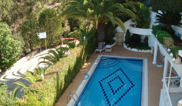 Πισίνα  - Swimming pool
